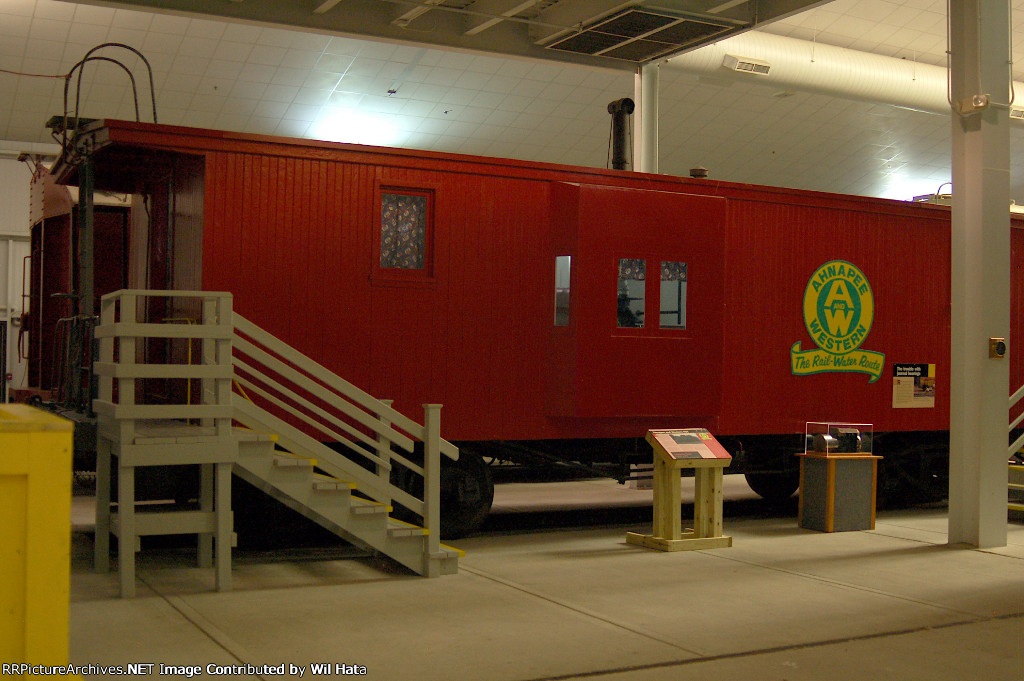 Ahnapee & Western Bay Window Caboose 33